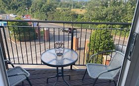 Hastings Apartments Extra Large Self Catering Apt Tourism Certified Free Parking Wifi